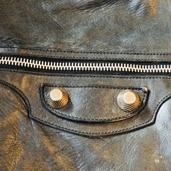 Balenciaga Paris Classic Hip Black Crossbody Bag - Picture 2 of 6